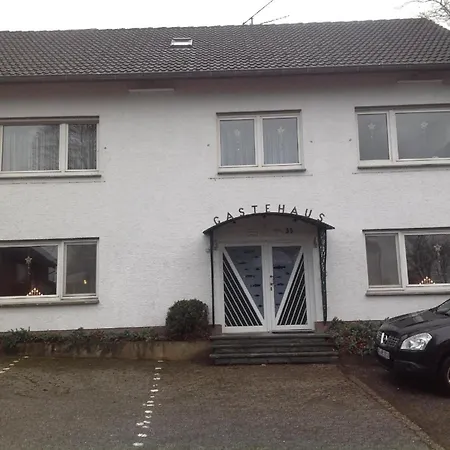 Grosses Modernes Mit Garten Und Terrasse * Моншау
